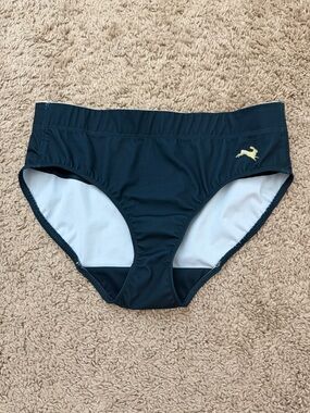 NWOT Tracksmith Race Brief for running races